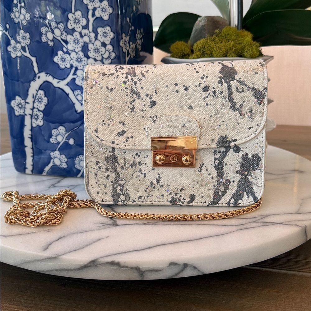 ANCA BARBU CAROLINA BAG
Bag 1